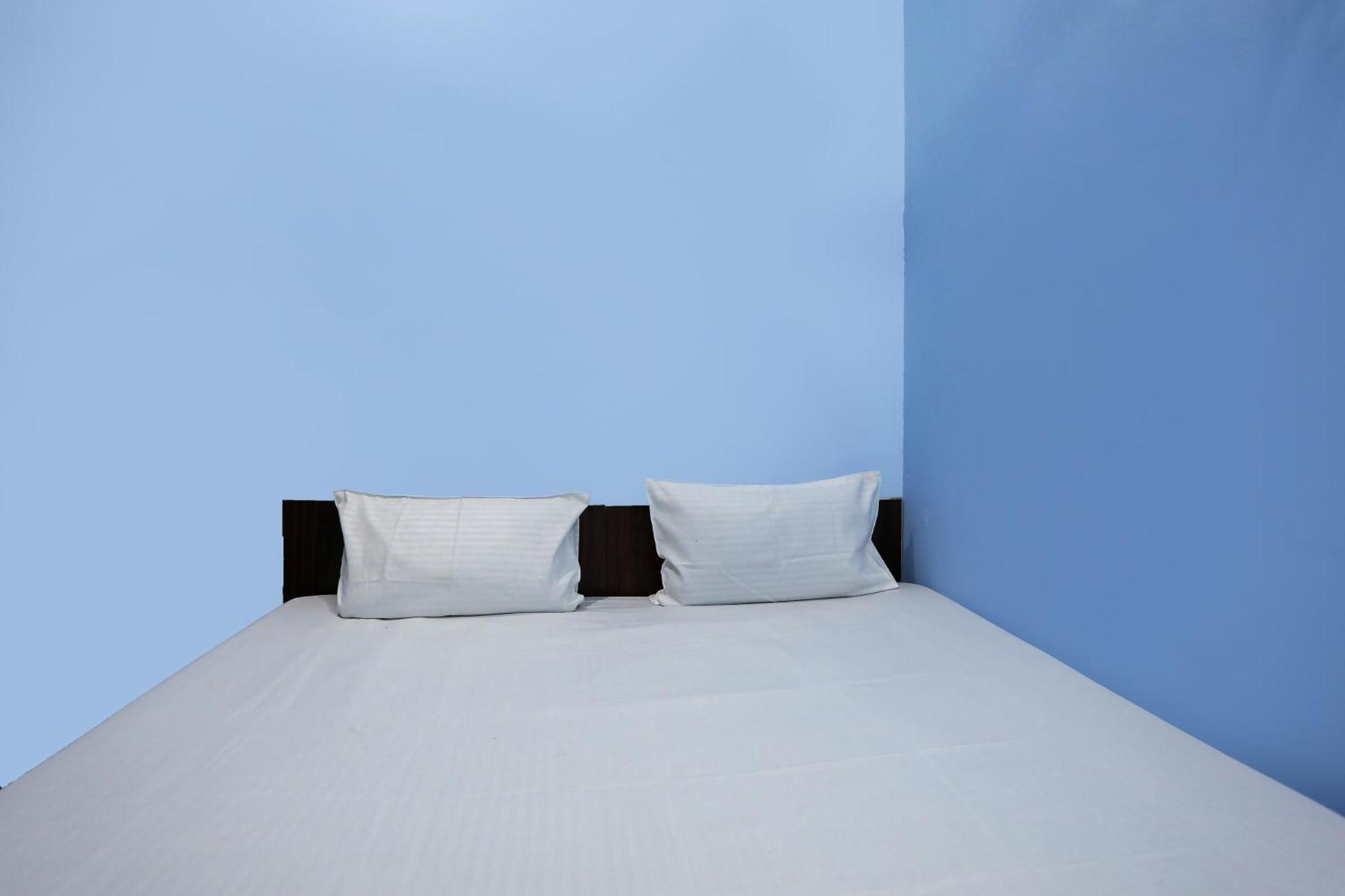 Hotel O Relax Faridabad Buitenkant foto
