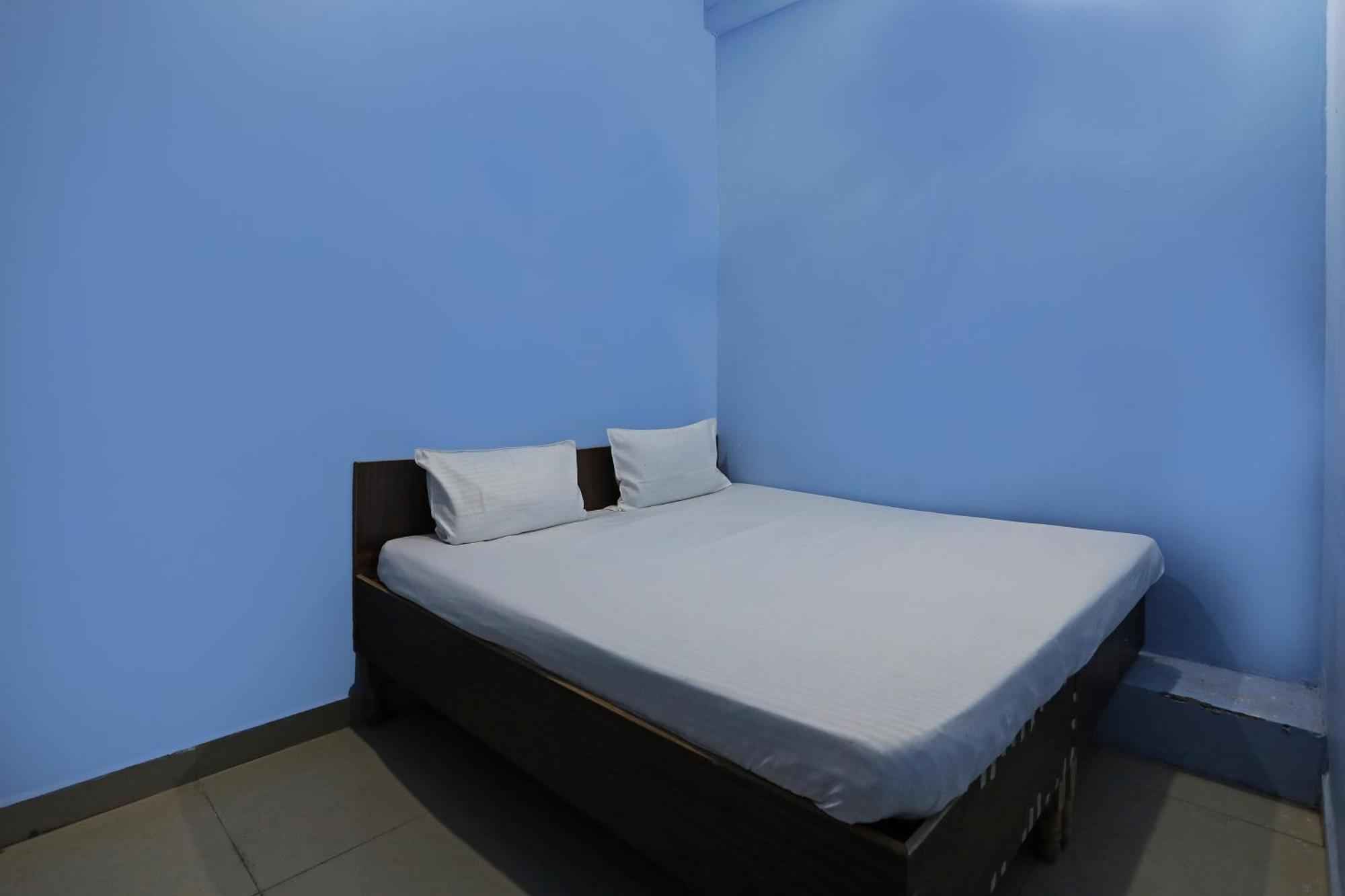 Hotel O Relax Faridabad Buitenkant foto