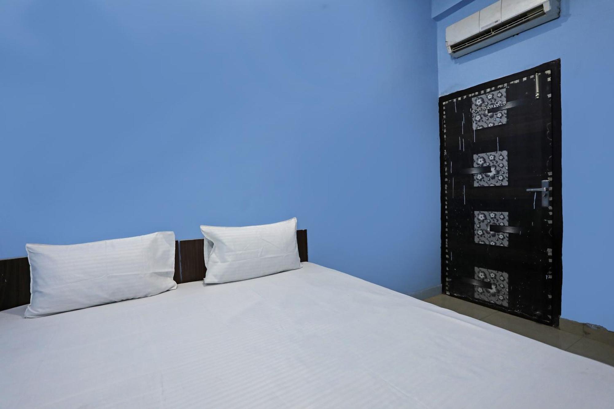 Hotel O Relax Faridabad Buitenkant foto
